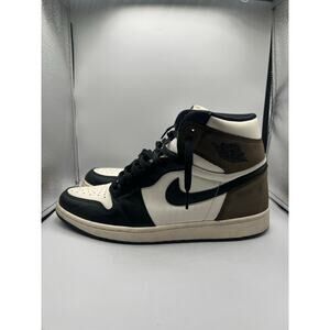 Air Jordan 1 Retro High OG “Dark Mocha” size 12 men’s